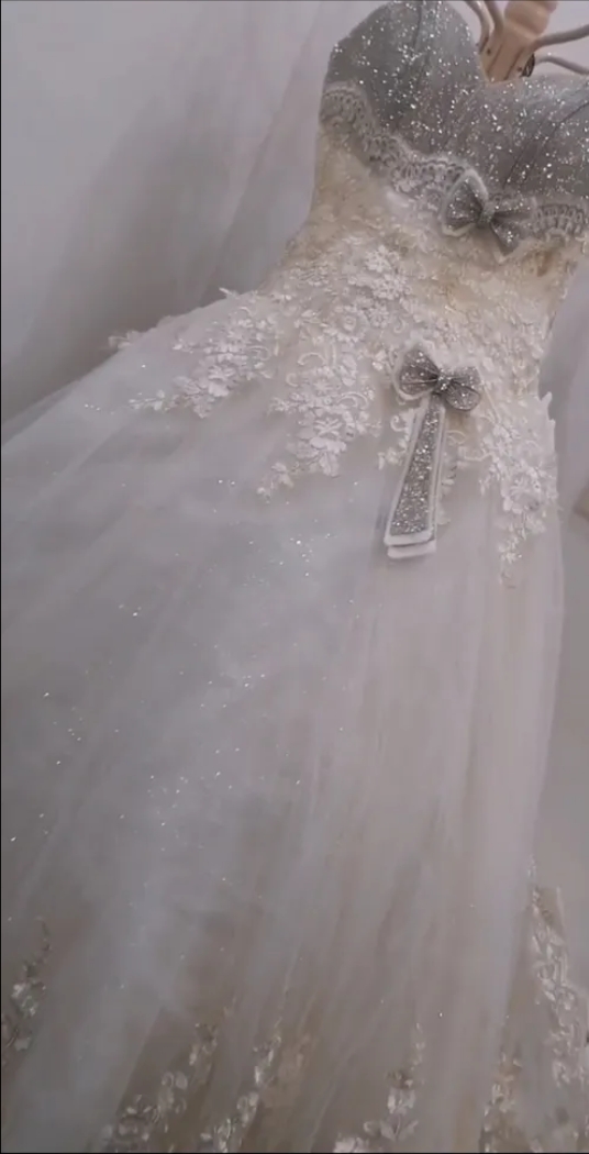 فستان زفاف جميل للبيع ملبوس
