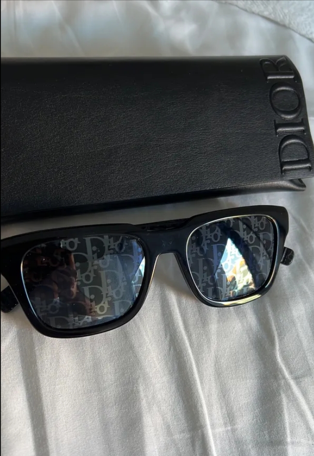 نظارة من Dior ضمان الوكيل