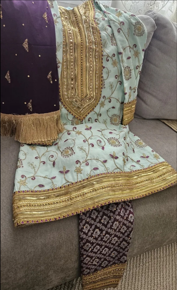 لبس تقليدي عماني