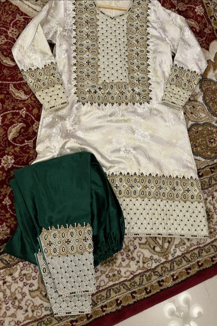 ملابس مناسبات