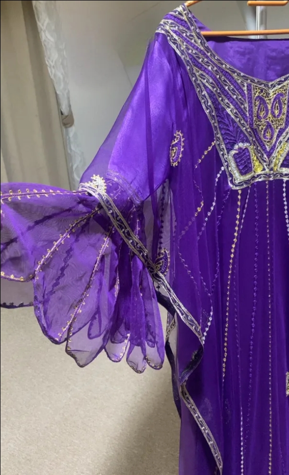 لبسه بحرينيه جميله وانيقة