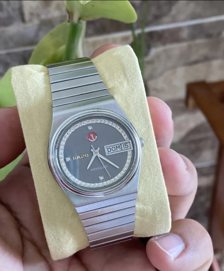 ساعة رادو أصلية