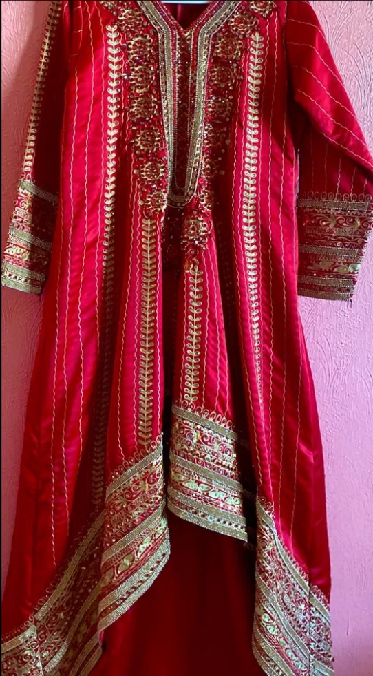 لبسة عمانية