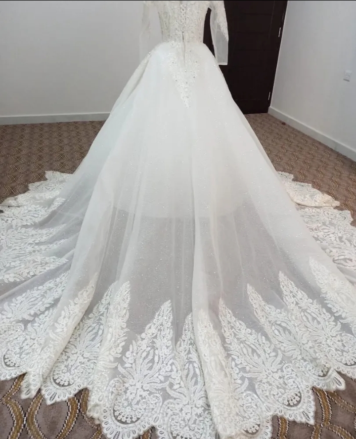 فستان زفاف