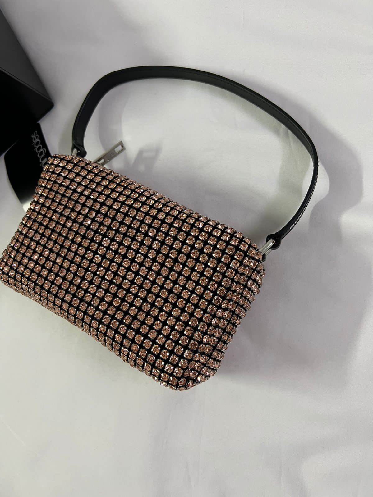 شنطة  اليكسندر وانغ جديده