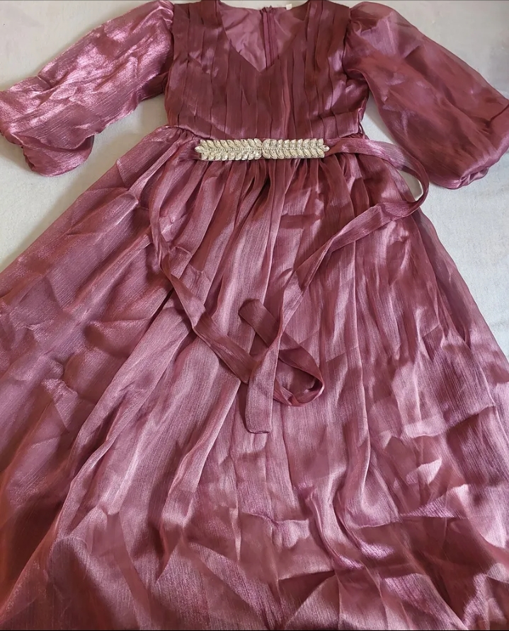 فستان وزي عماني للمناسبات