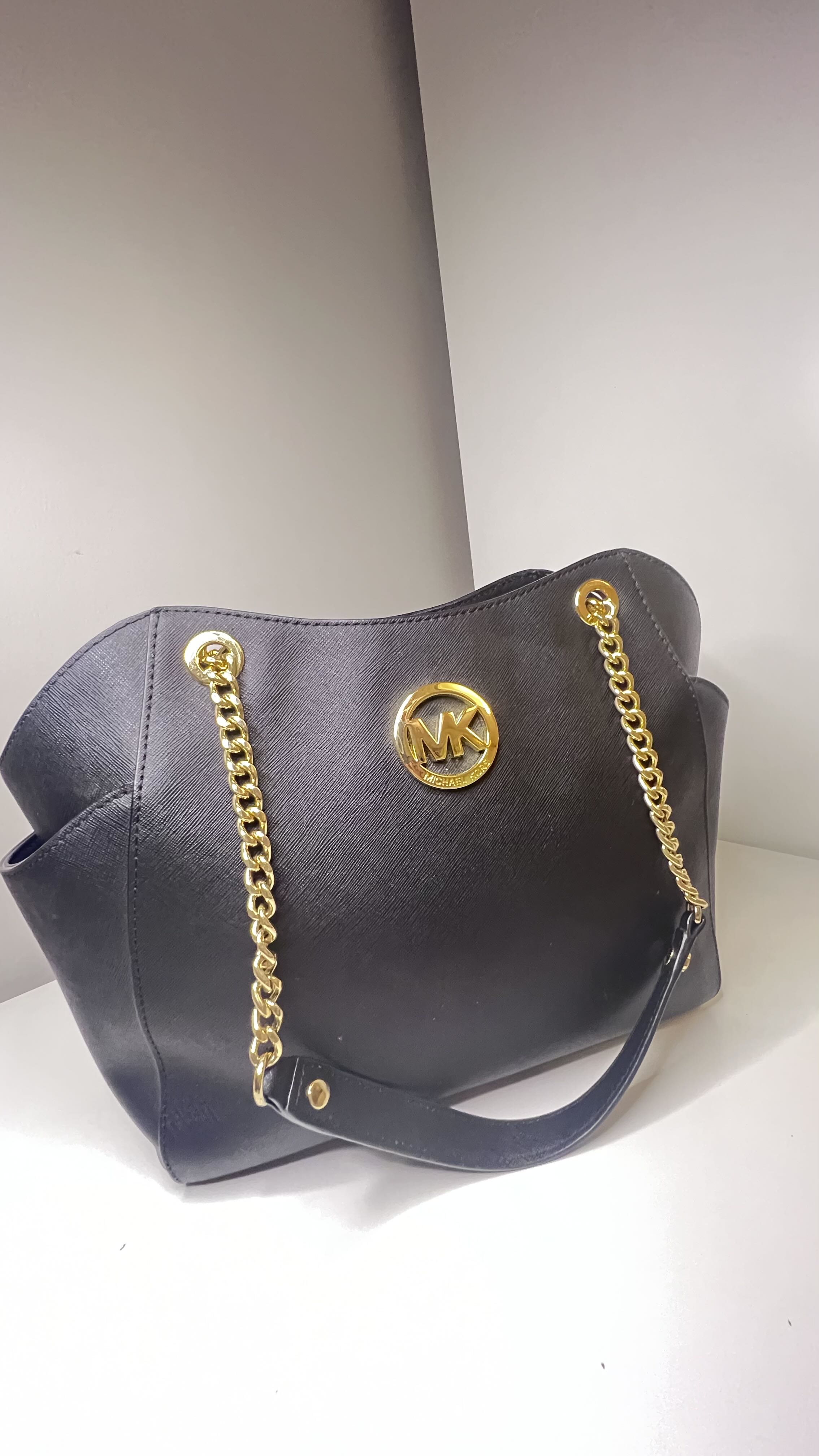 شنطة Mkالاصلية