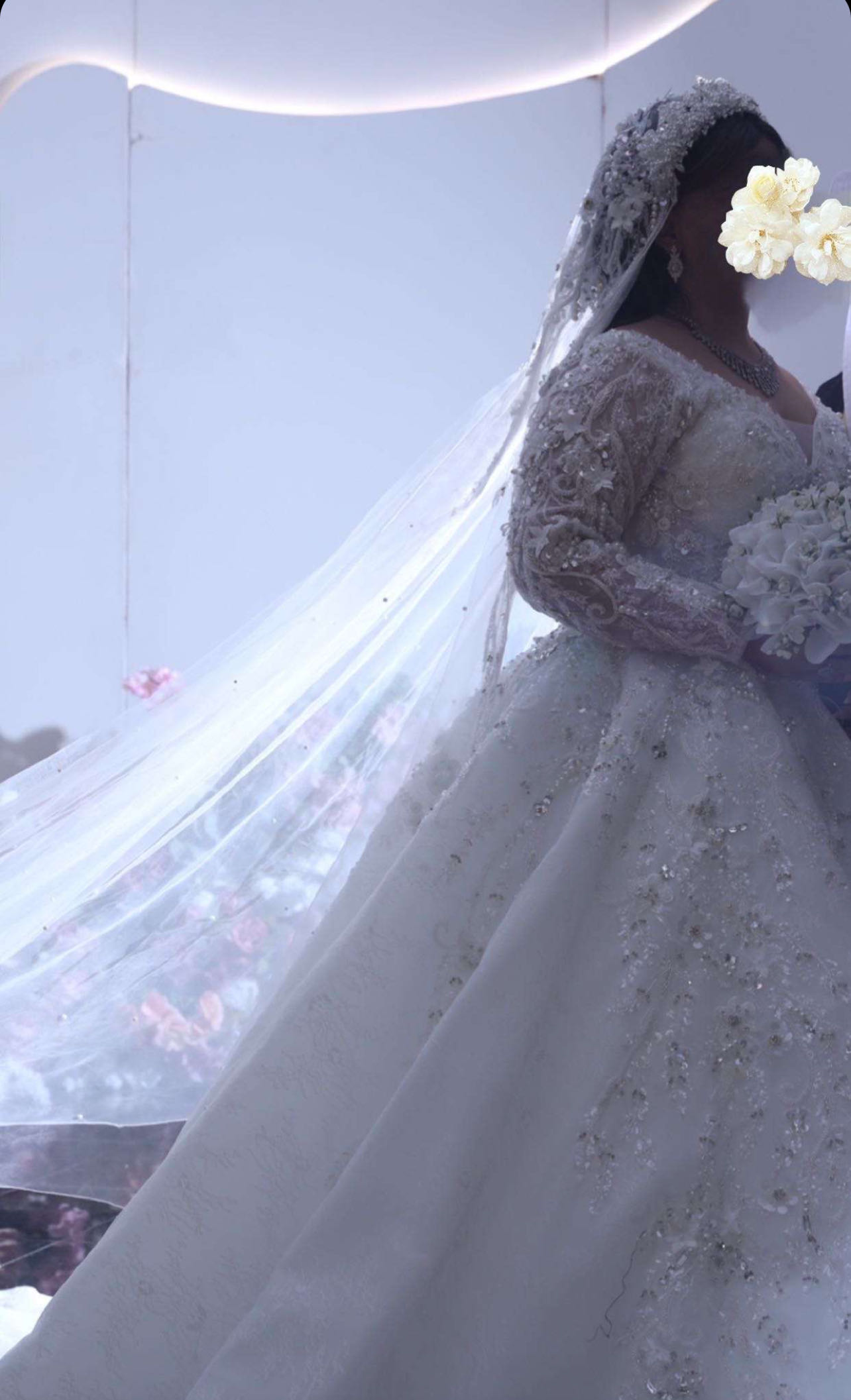 فستان عروسه للبيع او أيجار