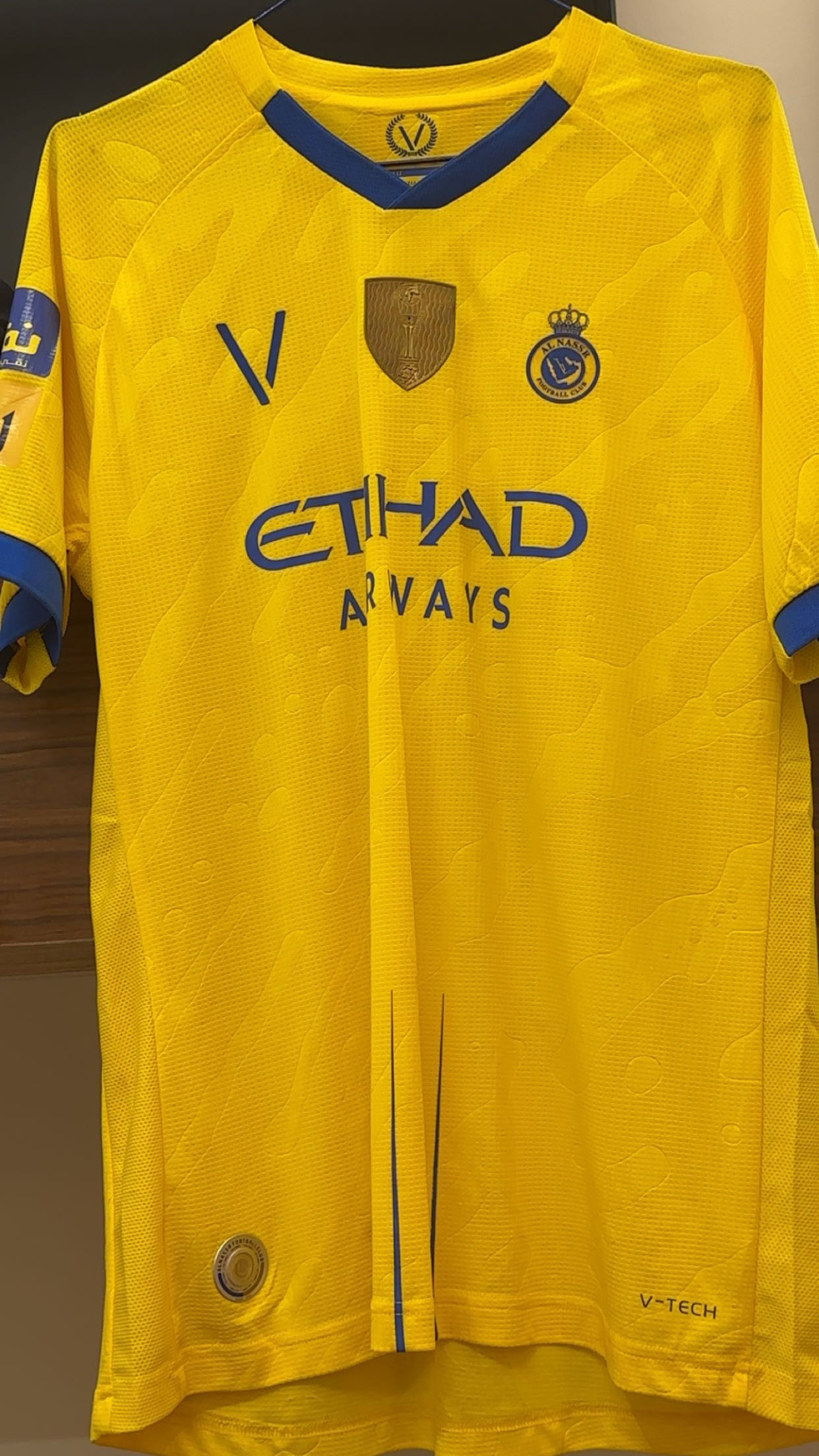 تيشيرت بيتروس اصلي مقاس ميديم