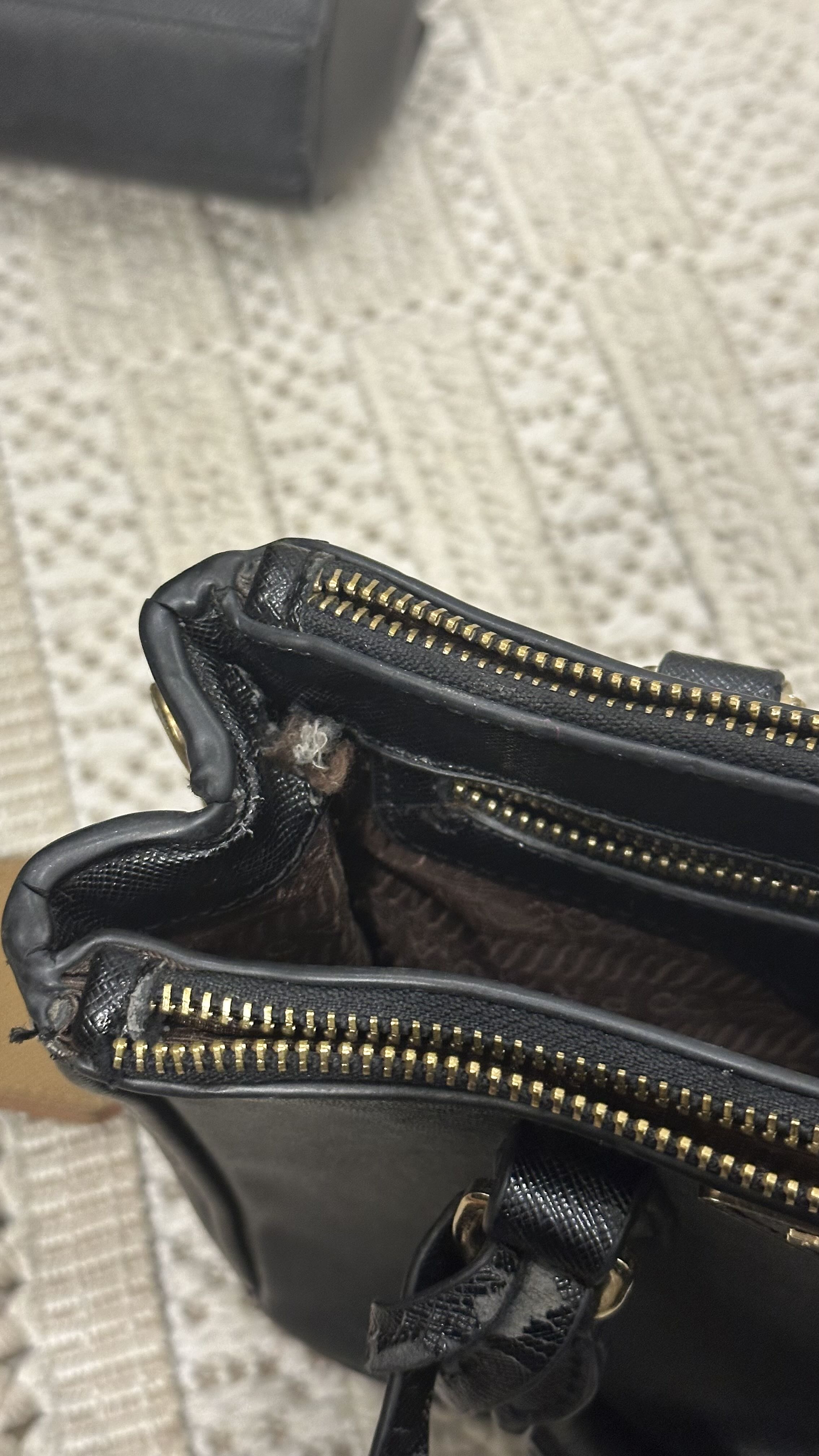 شنطة برادا اصدار 2015