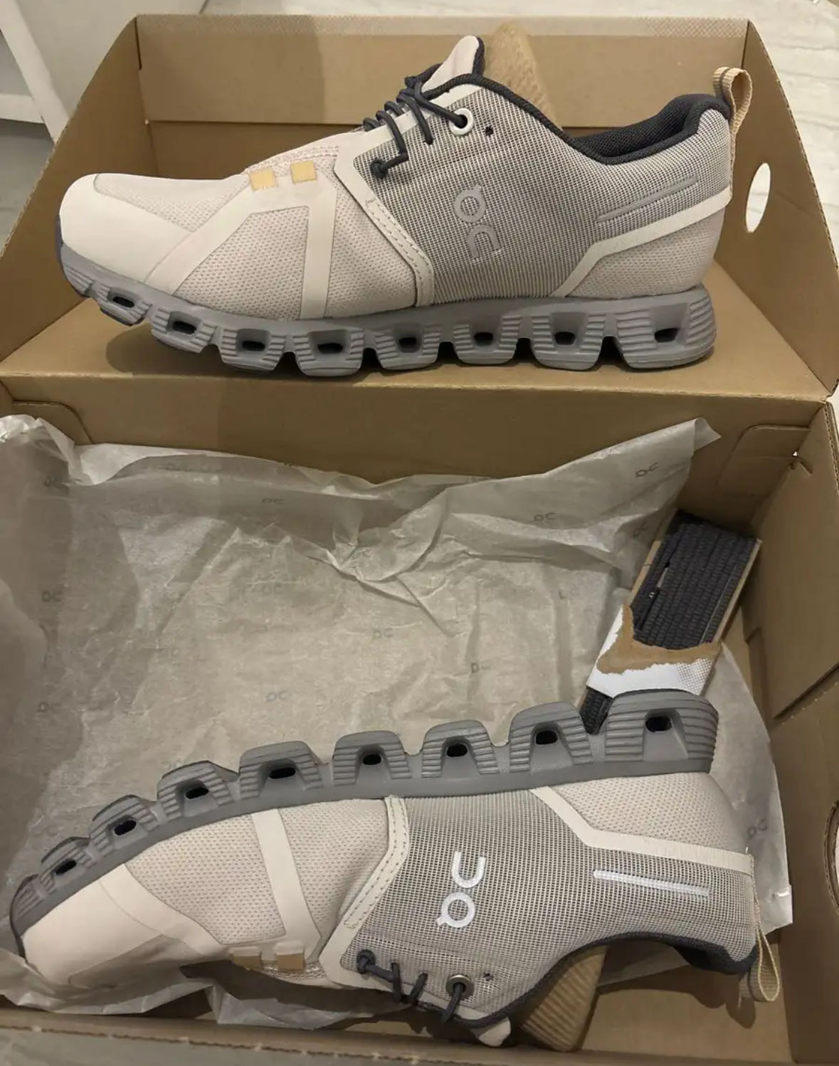 شوز اون رنينق