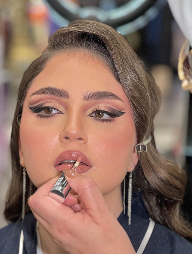 الميكب ارتست رحمه في المركز