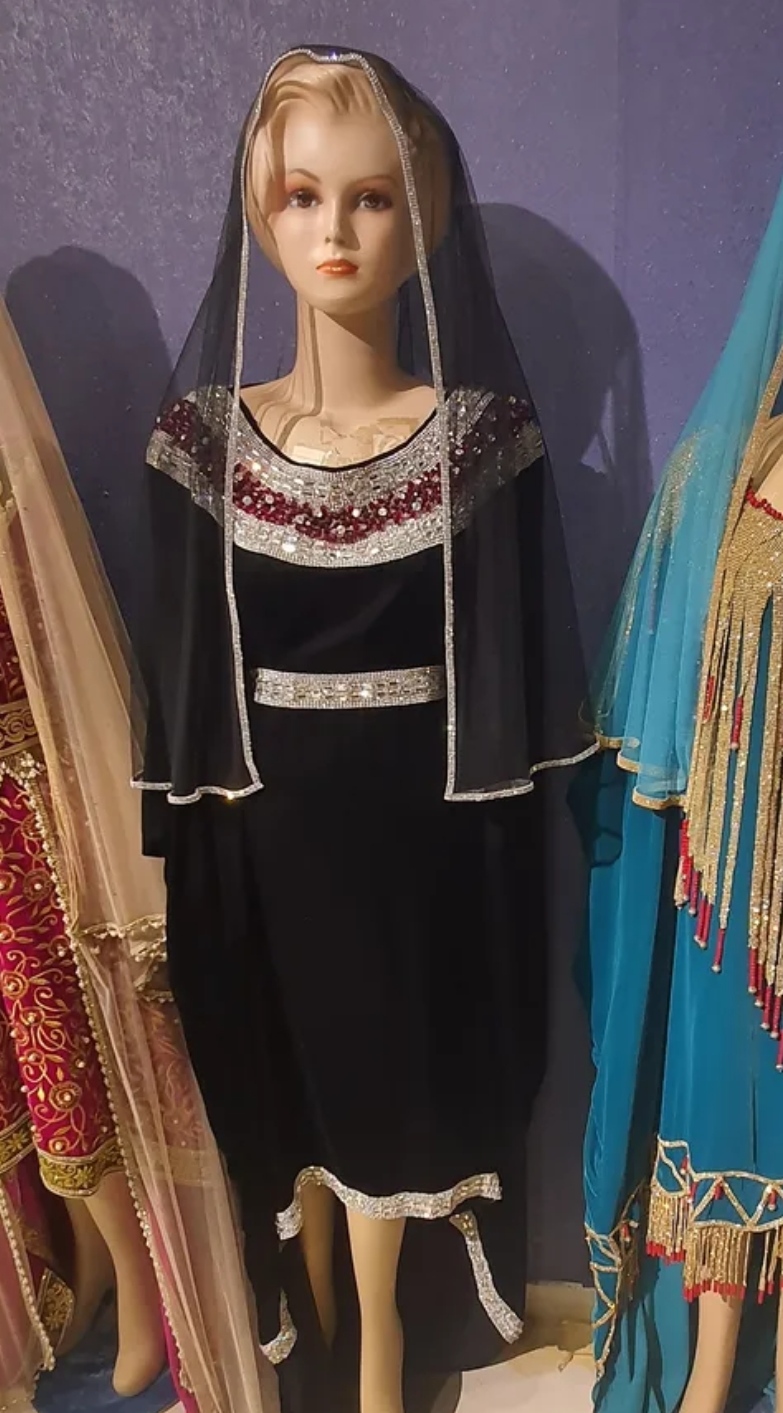 ظفاري للبيع جميل ف لبس