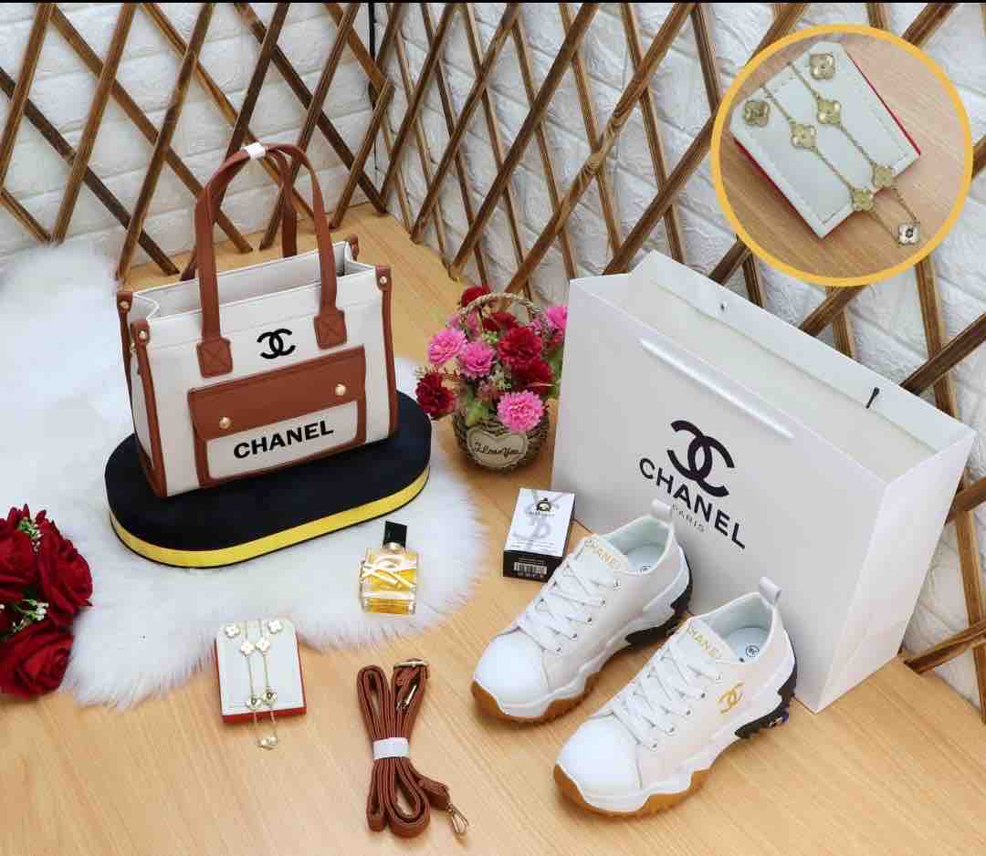 شنطه نسائيه ماركه شانيل