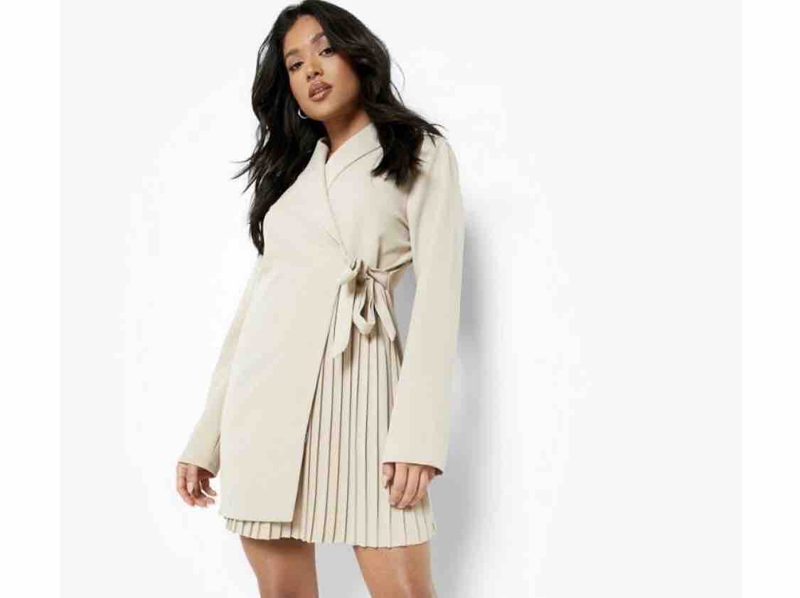 الرياض *فستان *جديد