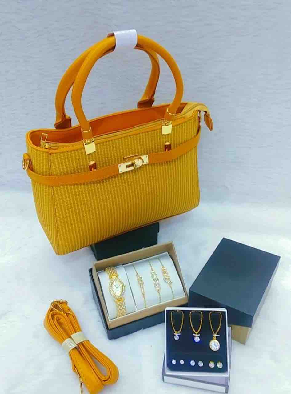 جديد من شنطه راقيه