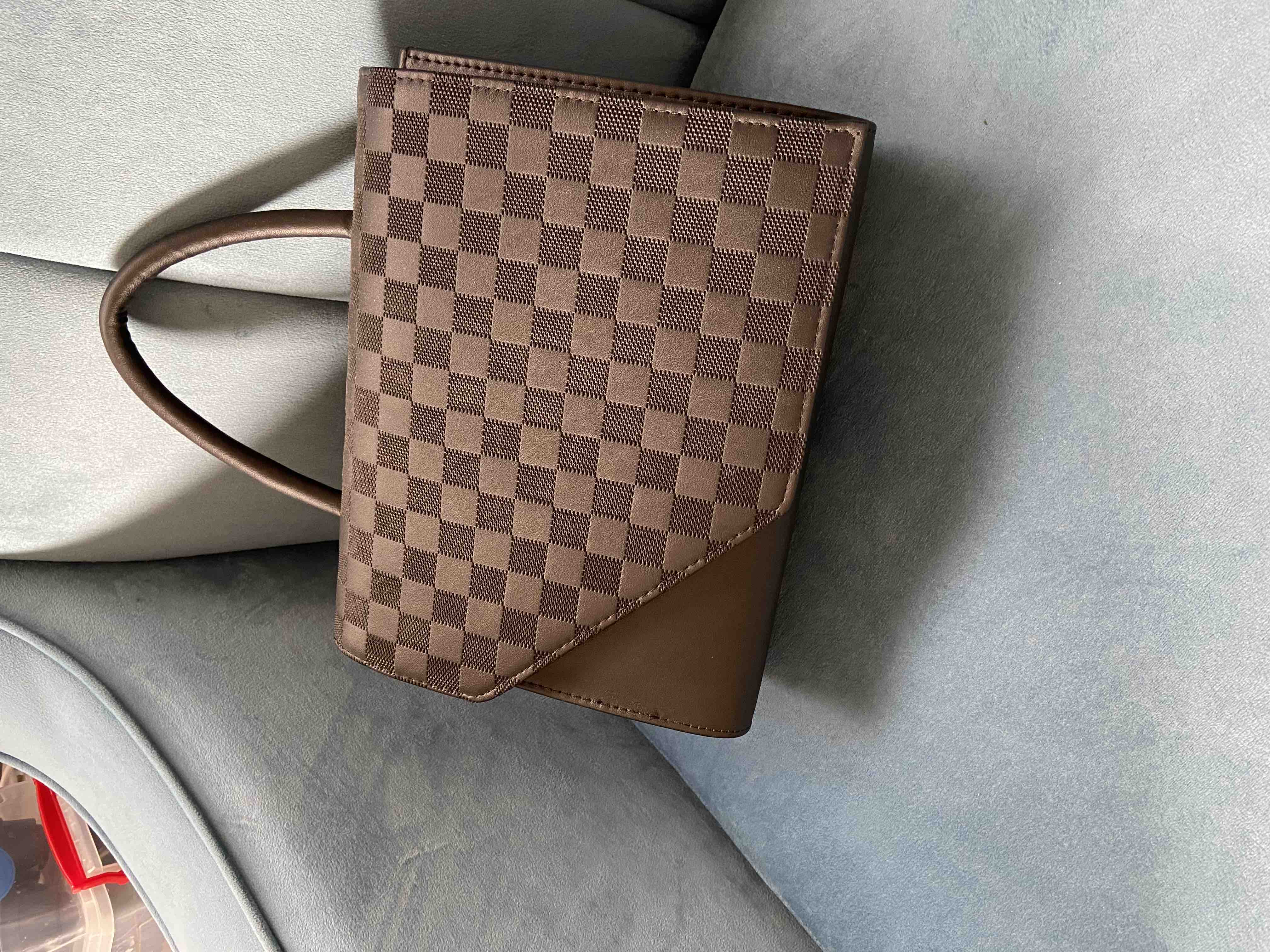 شنطه يد نسائيه مع محفظه