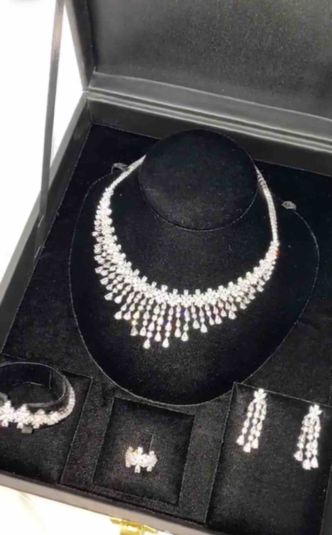 اكسسوار عرايس فص زريكون