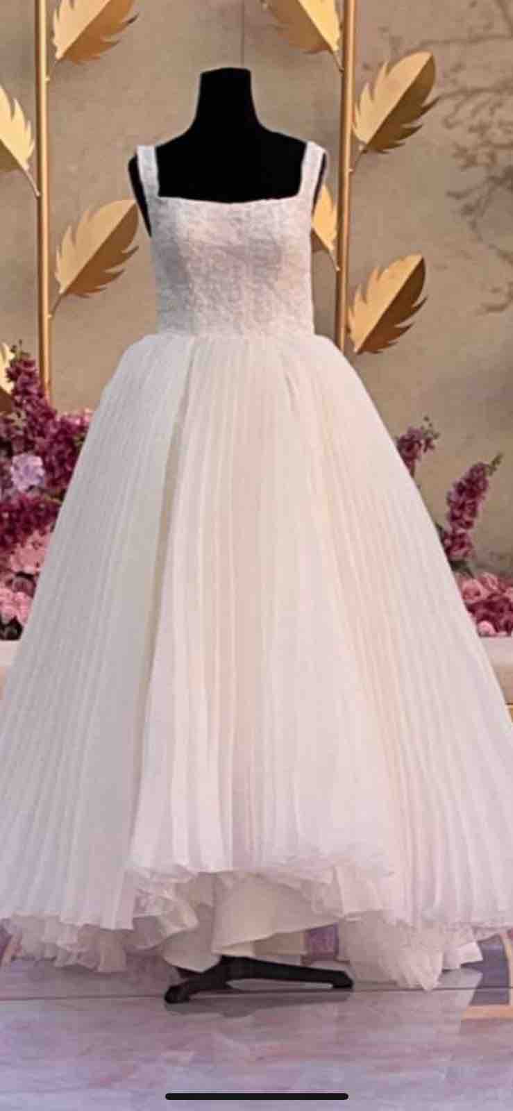 فستان زفاف