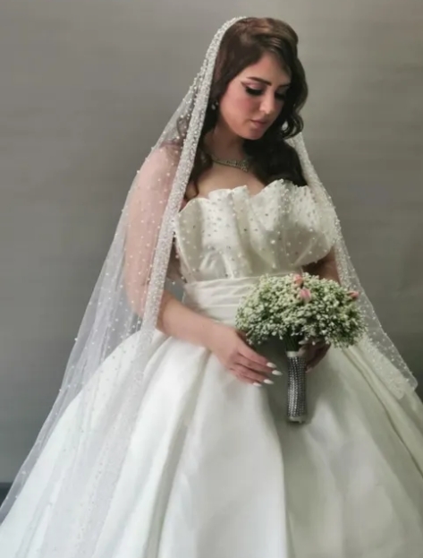 فساتين زفاف لأصحاب محلات