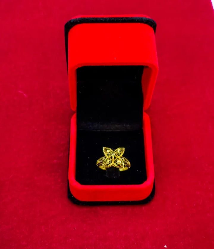 خاتم بحريني • عيار 21