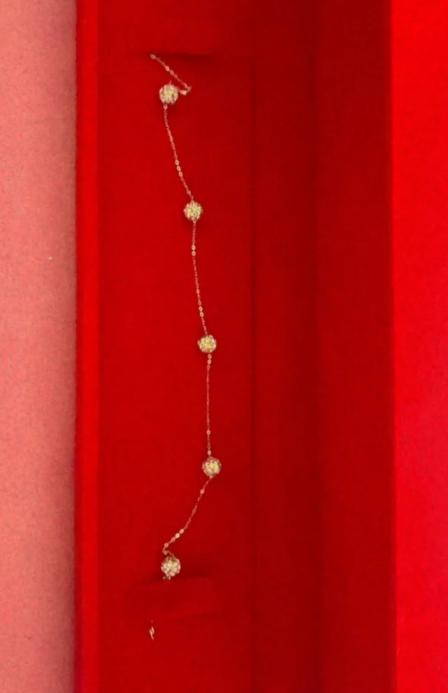 أسواره ذهب جديدة