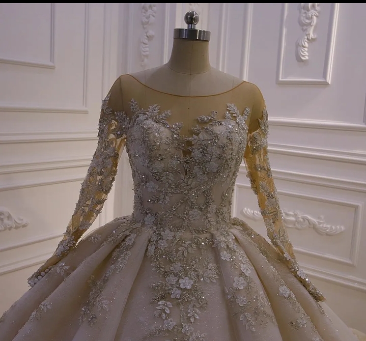 فستان عروس للبيع سعر بلاااااششش