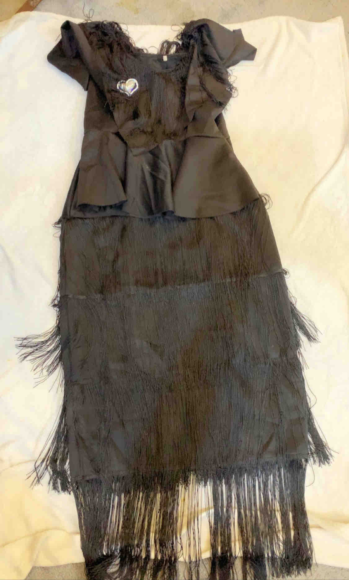 فساتين نسائيه وتنانير