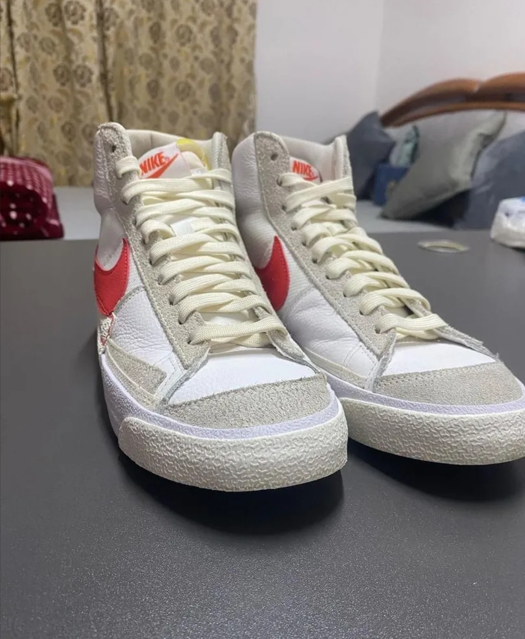 nike vans color white