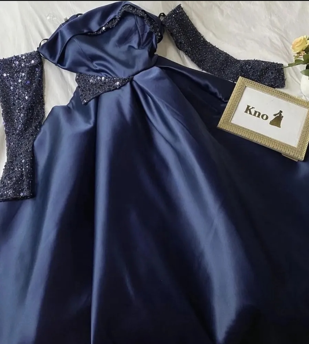 فستان عرس لبسه وحده ونظيف