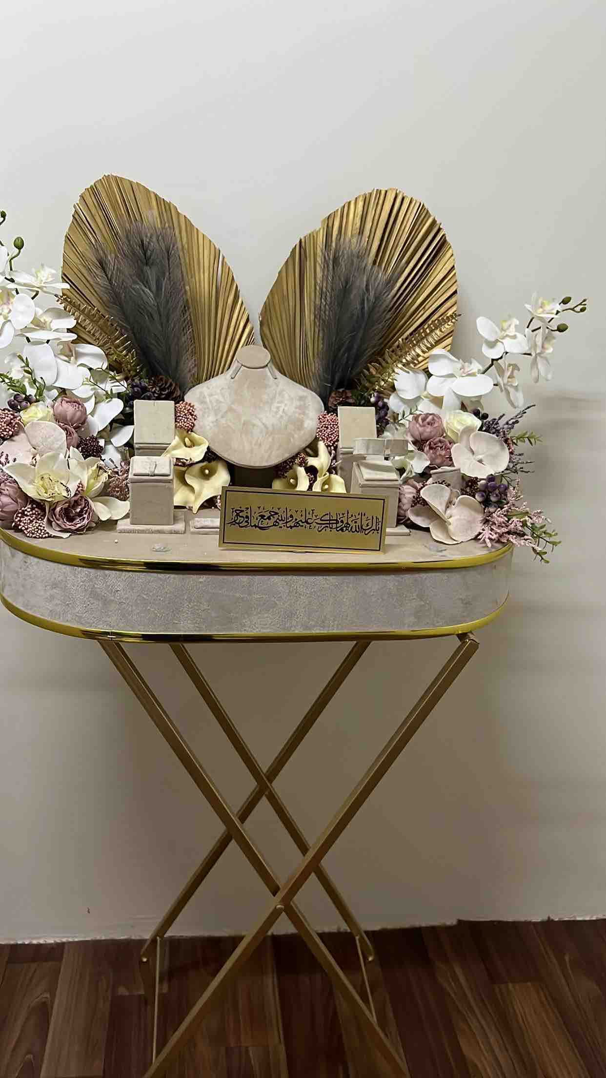 استاند ملكة